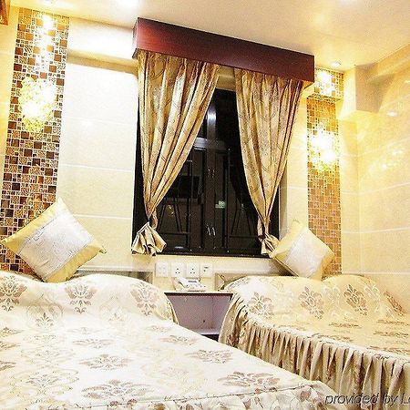 New Chung King Mansion Guest House - Tower C Hongkong Buitenkant foto