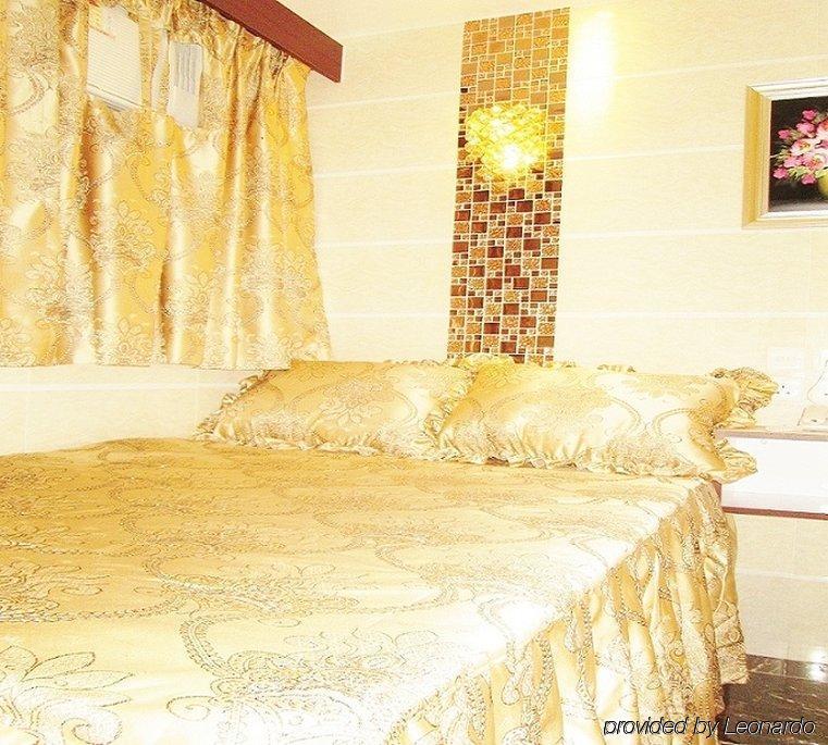 New Chung King Mansion Guest House - Tower C Hongkong Buitenkant foto
